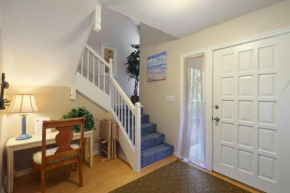 3 Hickory Cove
